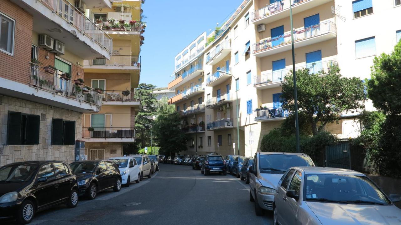 Pretty Panoramic Apartment - Half Way Center-Vomero District Napels Buitenkant foto